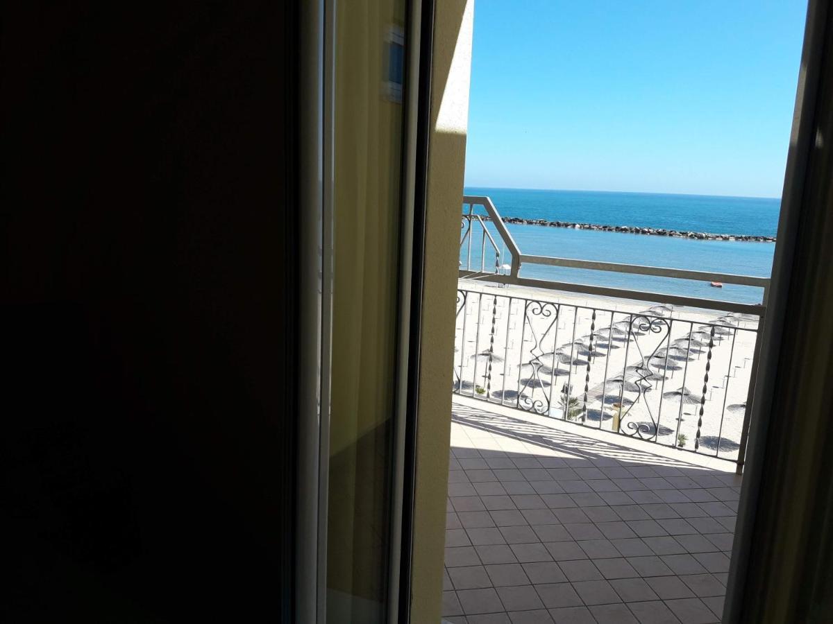 Hotel Villa Aurora Bellaria-Igea Marina Eksteriør bilde