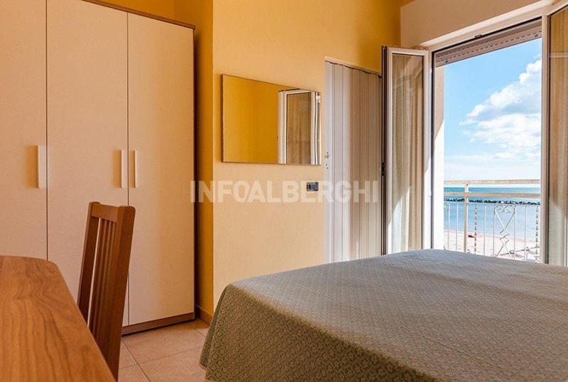 Hotel Villa Aurora Bellaria-Igea Marina Eksteriør bilde